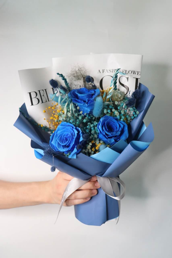 Bright Blue / Rose Bouquet